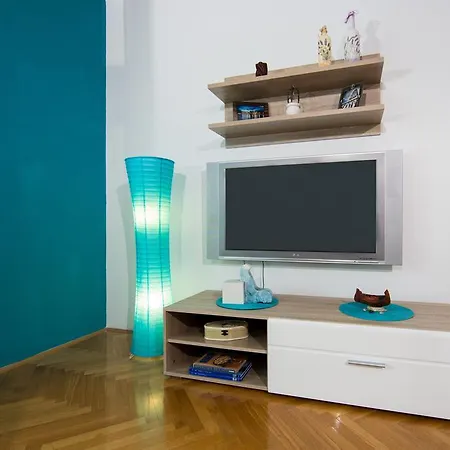 Blue Lagoon Apartment
